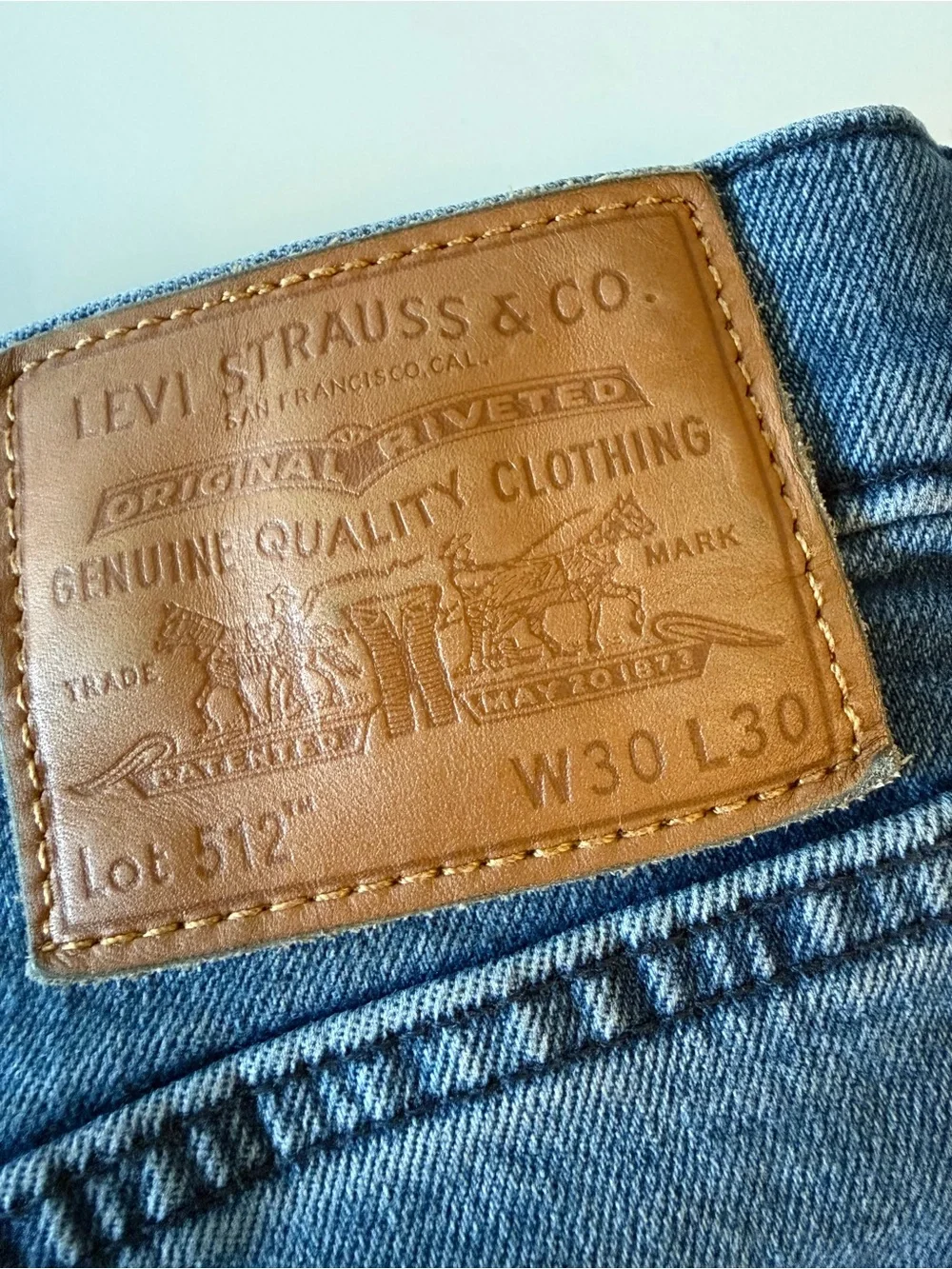 Levi's Slim Straight Denim Jeans in Faded Blue